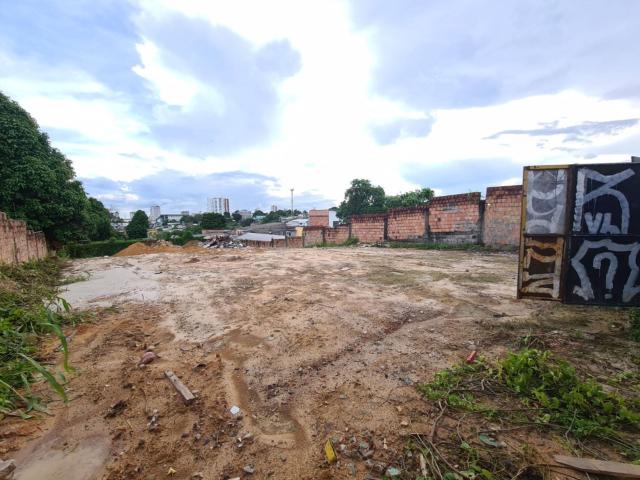 #594CRI - Terreno para Venda em Manaus - AM - 2