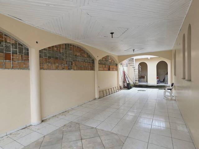 Casa Padrão para Venda em Manaus - 4