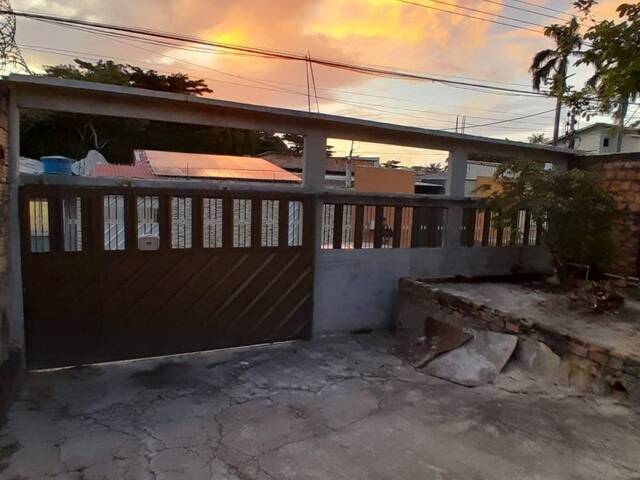 #986 - Casa Padrão para Venda em Manaus - AM - 2