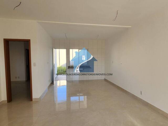 Casa Padrão para Venda em Manaus - 5