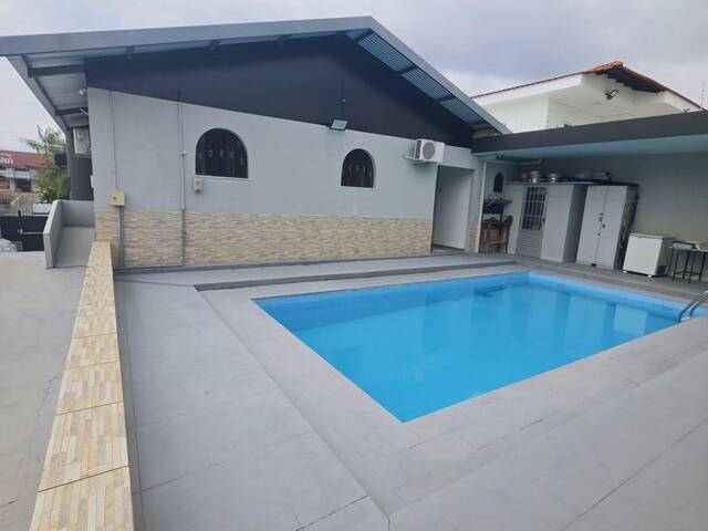 #1003 - Casa Padrão para Venda em Manaus - AM - 2