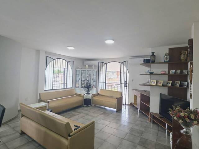 Casa Padrão para Venda em Manaus - 5