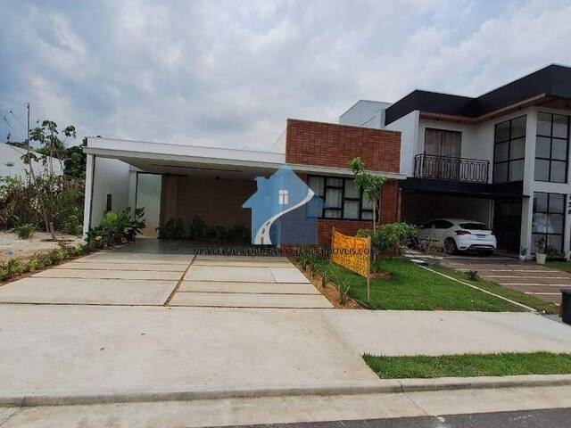 #1022 - Casa Padrão para Venda em Manaus - AM - 2