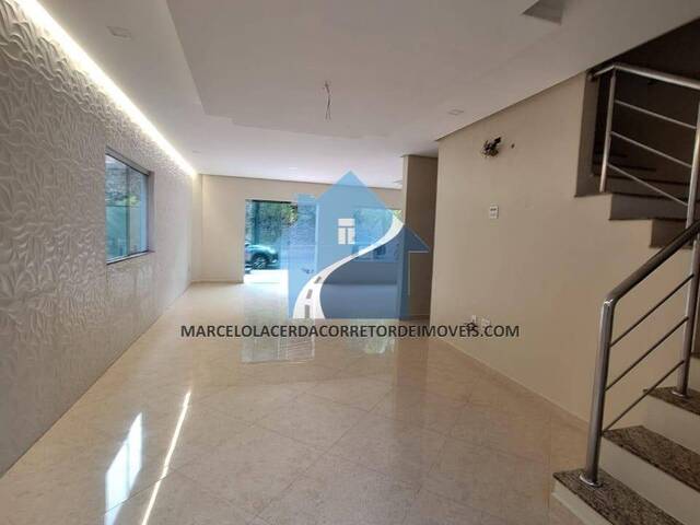 Casa Padrão para Venda em Manaus - 4